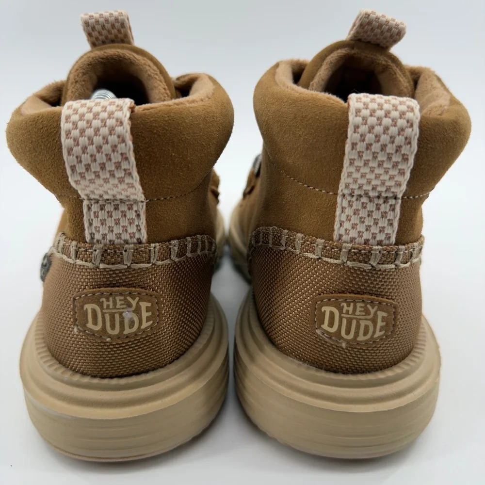 Hey Dude Reyes Suede Tan Women 9 Ankle Boots Mid Top Chukka
